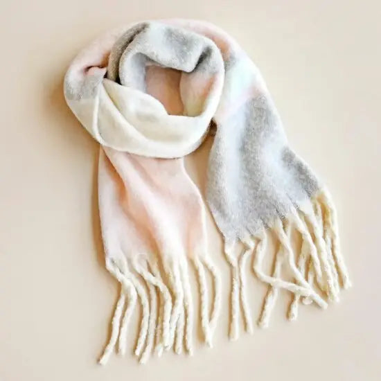 Lisa 2024 angel scarf
